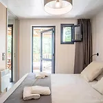 Κάμπινγκ Ecolodge L'etoile D'argens Officiel