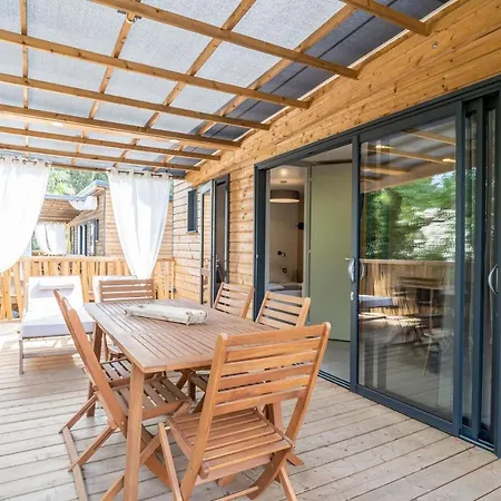Ecolodge L'etoile D'argens Officiel 5*