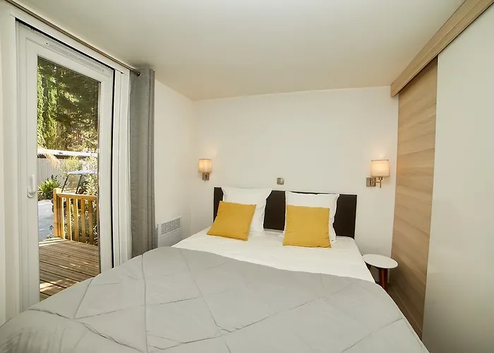 Ecolodge L'etoile D'argens Officiel 캠프장 생타굴프